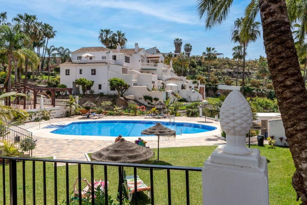 Oasis 16 Appartement Nerja Buitenkant foto