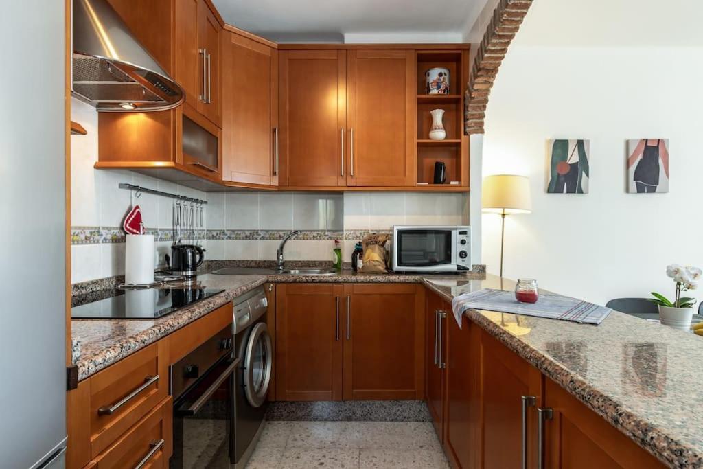 Oasis 16 Appartement Nerja Buitenkant foto